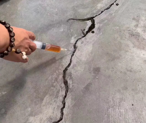 哈巴河混凝土裂缝修补技术详解​